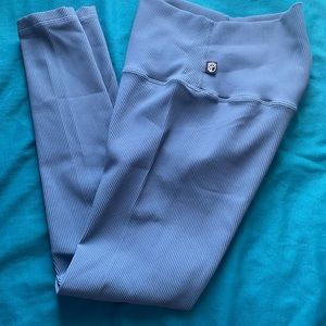 Born primitive ribbed leggings